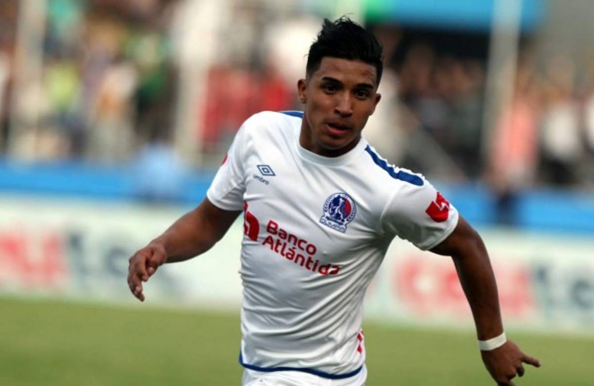 El jugador hondureño Michael Chirinos deja el Olimpia y se ha convertido en nuevo jugador del Lobos BUAP de la primera división de México. El extremo derecho de 22 años tiene así su primera experiencia como legionario. Llega en calidad de préstamo.