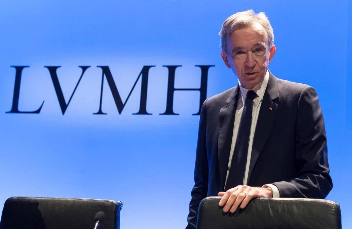 El único miembro de la élite económica mundial que perdió dinero el miércoles fue el magnate francés de marcas de lujo Bernard Arnault, cuya fortuna se redujo en casi 3.000 millones de dólares.