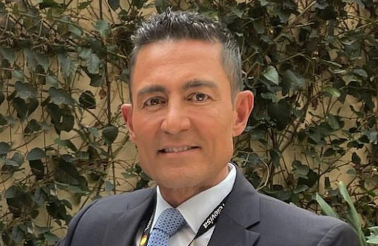  “Este negocio es muy complejo, es un negocio que te demanda mucho, que te absorbe el alma, te absorbe el corazón, te absorbe un montón de cosas, entonces lo que me sobra de mi alma, de mi corazón es para mí, para mi mujer, es para disfrutarlo, pero nada más para nosotros. Entonces ves que dicen ‘es que debe tener algún misterio, algo esconde’, bueno está bien algo escondo pero no voy a tirar lo que es mío”.