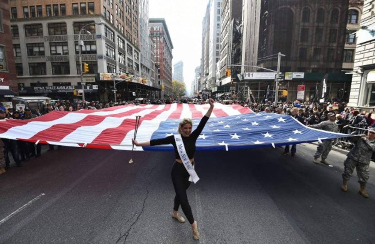 La celebración fue instaurada en 1919 como el Día del Armisticio, recordando el el 11 de noviembre, de 1918 cuando terminó la Primera Guerra Mundial, en la que participó Estados Unidos junto con los aliados que derrotaron a Alemania.