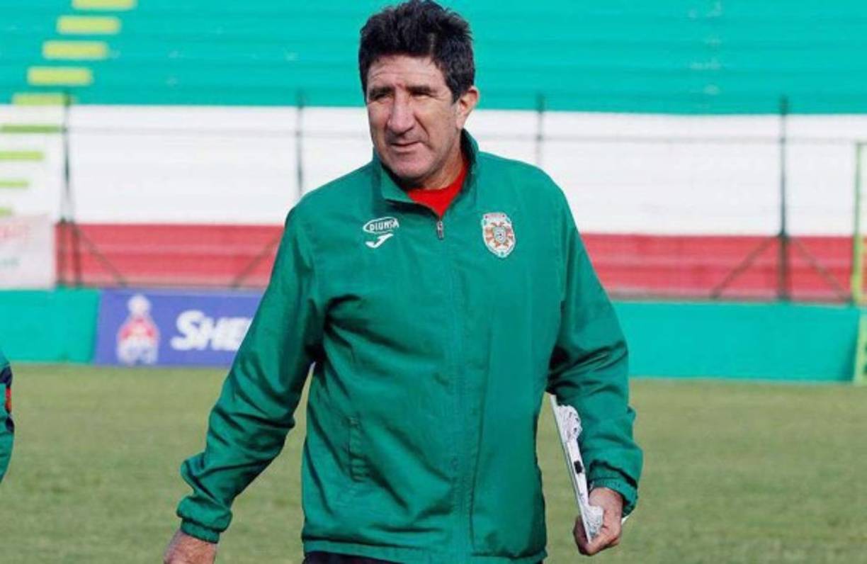 En charla con Diario LA PRENSA, el entrenador Héctor Vargas brindó su 11 ideal de la selección de Honduras. El estratega sorprendió a muchos con su listado, dejó por fuera a varias figuras del fútbol hondureño.