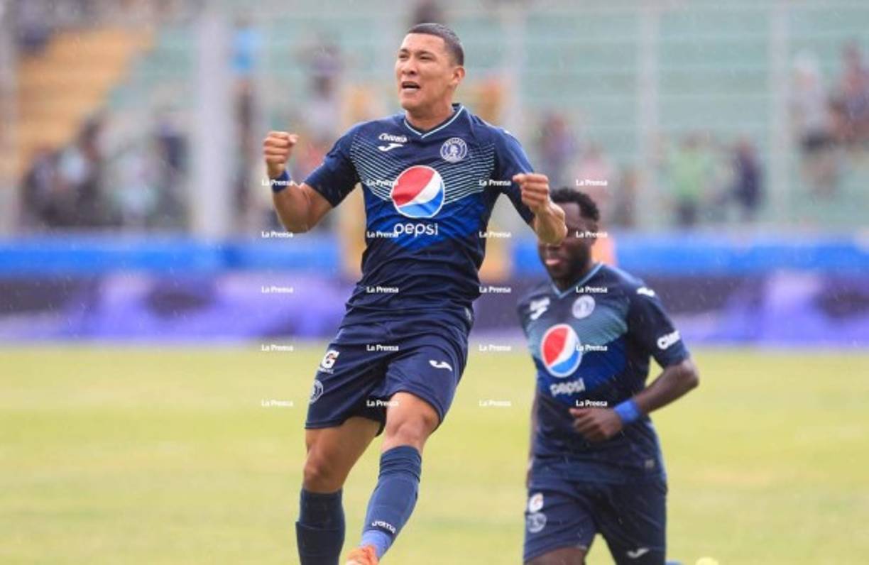 La gran figura del partido fue Kevin López al marcar un doblete.