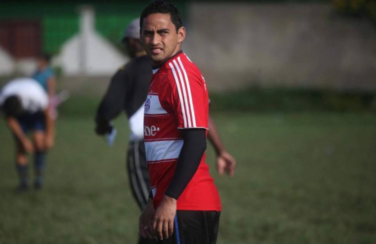 Piero Sandoval: El exfutbolista hondureño tuvo que refugiarse en Estados Unidos ya que fue presa de las extorsiones en Honduras.