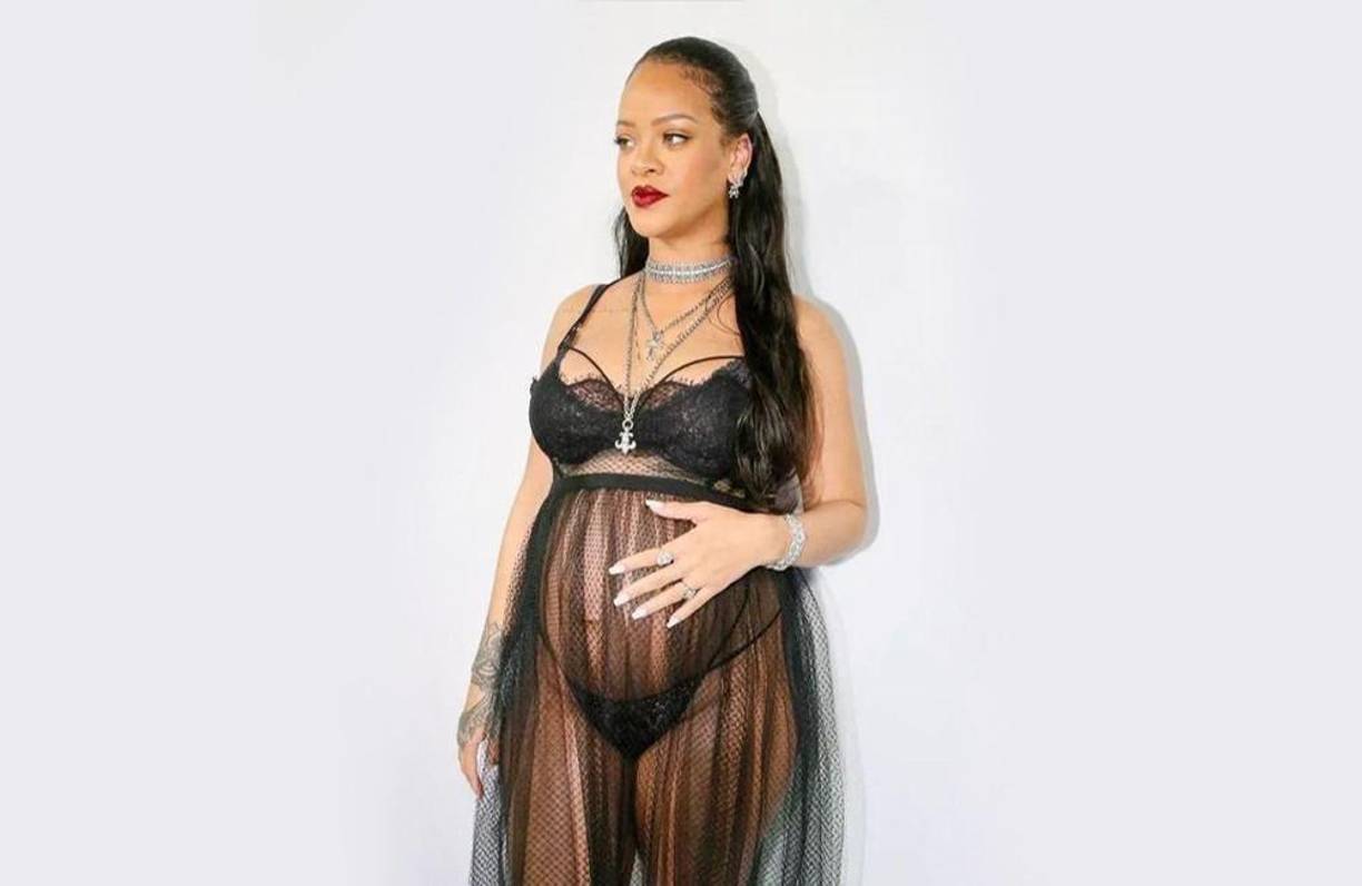 Rihanna lució su embarazo más sexy que nunca.