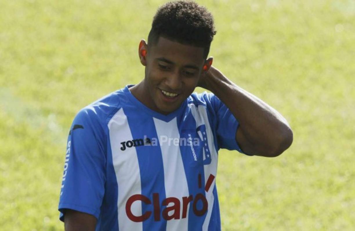 Anthony Lozano, la afición ha pedido que sea reemplazado por Costly.