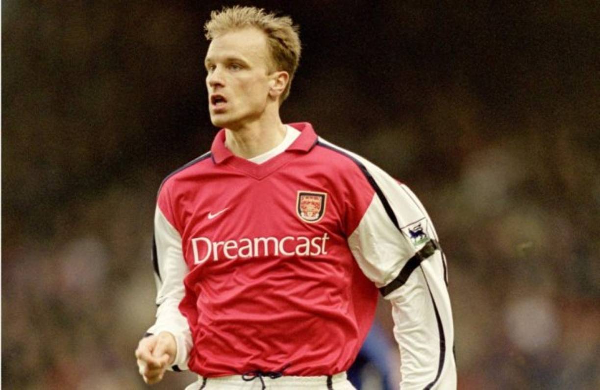 Dennis Bergkamp. El exfutbolista holandés, ídolo del Arsenal, prometió no volver a volar después del Mundial de 1994. El equipo inglés le bajó su sueldo después de la determinación.