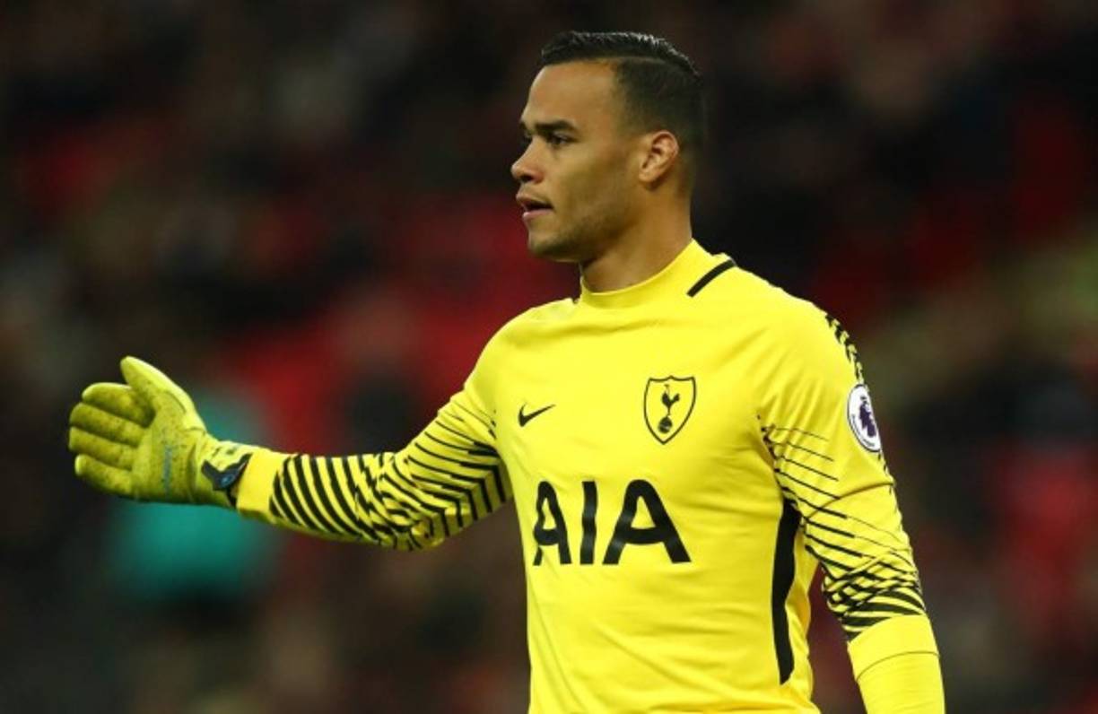 El portero holandés Michel Vorm seguirá en el Tottenham hasta 2019, después de que el club inglés haya anunciado la ampliación de su contrato por una temporada. El meta es el suplente de Hugo Lloris y solo tiene presencia en los partidos de Copa. Foto @SpursOfficial