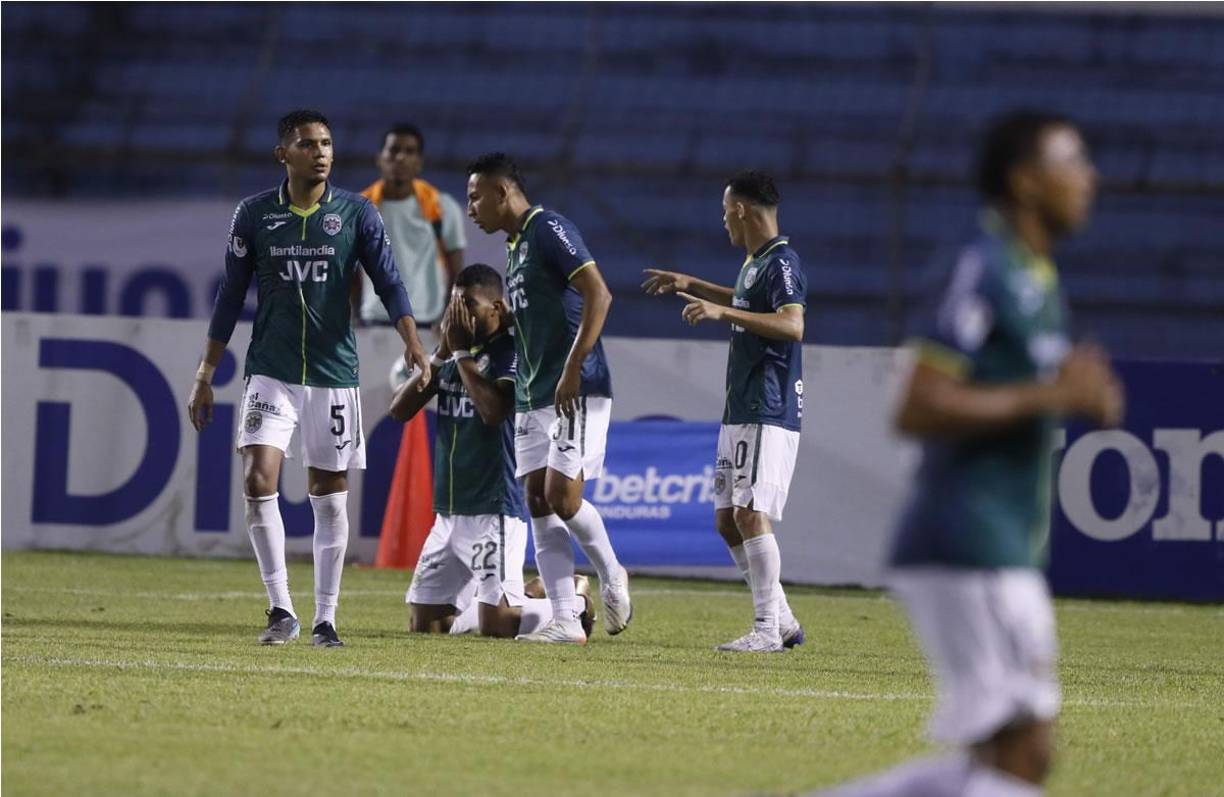 La emoción de Kilmar Peña tras marcar su primer gol del Torneo Clausura 2023 con el Marathón.
