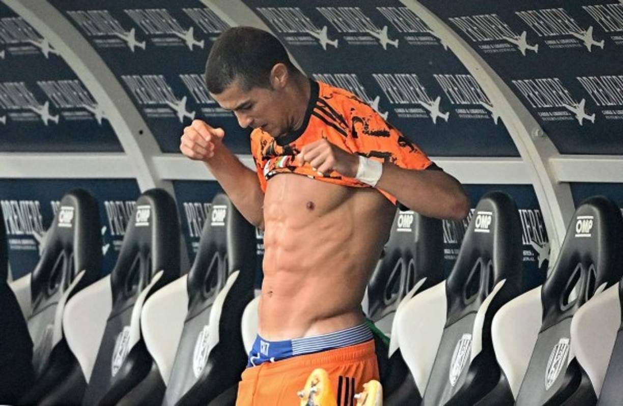 El futbolista portugués se mantuvo entrenando durante los dias que estuvo en aislamiento en su casa por el coronavirus.