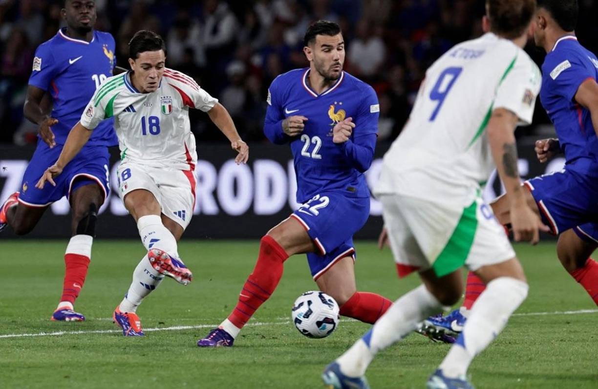 La UEFA no ha empezado la eliminatoria. Está previsto que comience en marzo de 2025 y concluya en marzo de 2026. La primera ronda seguirá un formato con 12 grupos de cuatro o cinco equipos, y los ganadores de cada sección se asegurarán las plazas para la Copa Mundial. Las cuatro plazas restantes del continente se dirimirán en una repesca de la UEFA de 16 equipos, en la que participarán los 12 segundos de grupo y los cuatro mejores clasificados de las secciones de la UEFA Nations League.