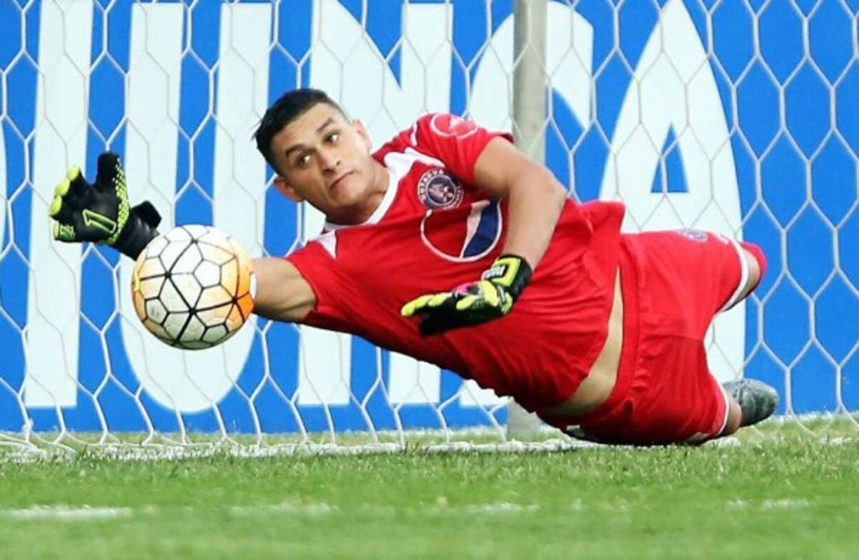 Diego Vázquez ha sido contundente al hablar de Harold Fonseca, portero del Motagua que pide más minutos en el club: 'Quiere jugar a la fuerza o como dice vulgarmente a huevos, yo no obligo a nadie a que esté, dijo el DT de los azules.