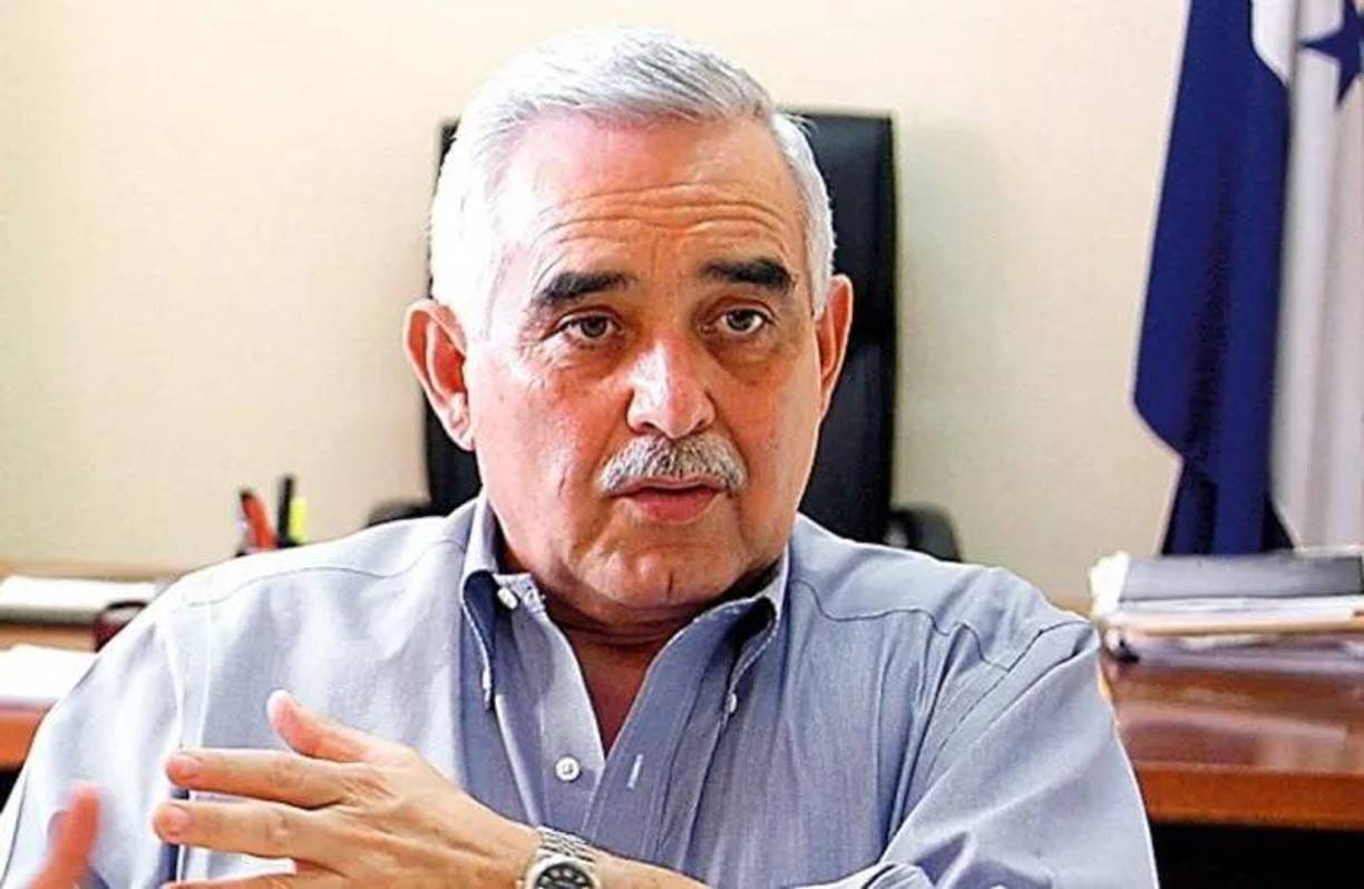 Descartó que su padre, de 71 años, esté vinculado al fraude que se le acusa, ya que los bienes obtenidos son los mismos y han sido patrimonio del trabajo familiar.