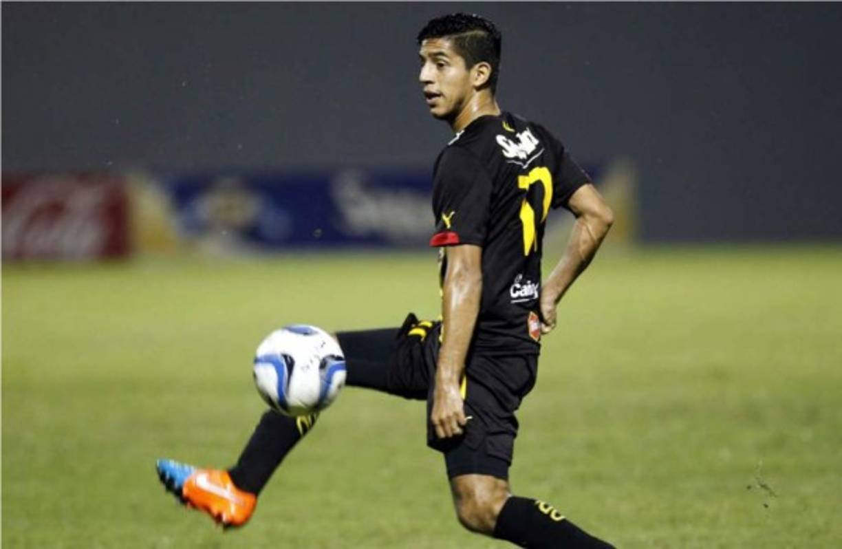 Juan Ramón Mejía durante su etapa en el Real España.