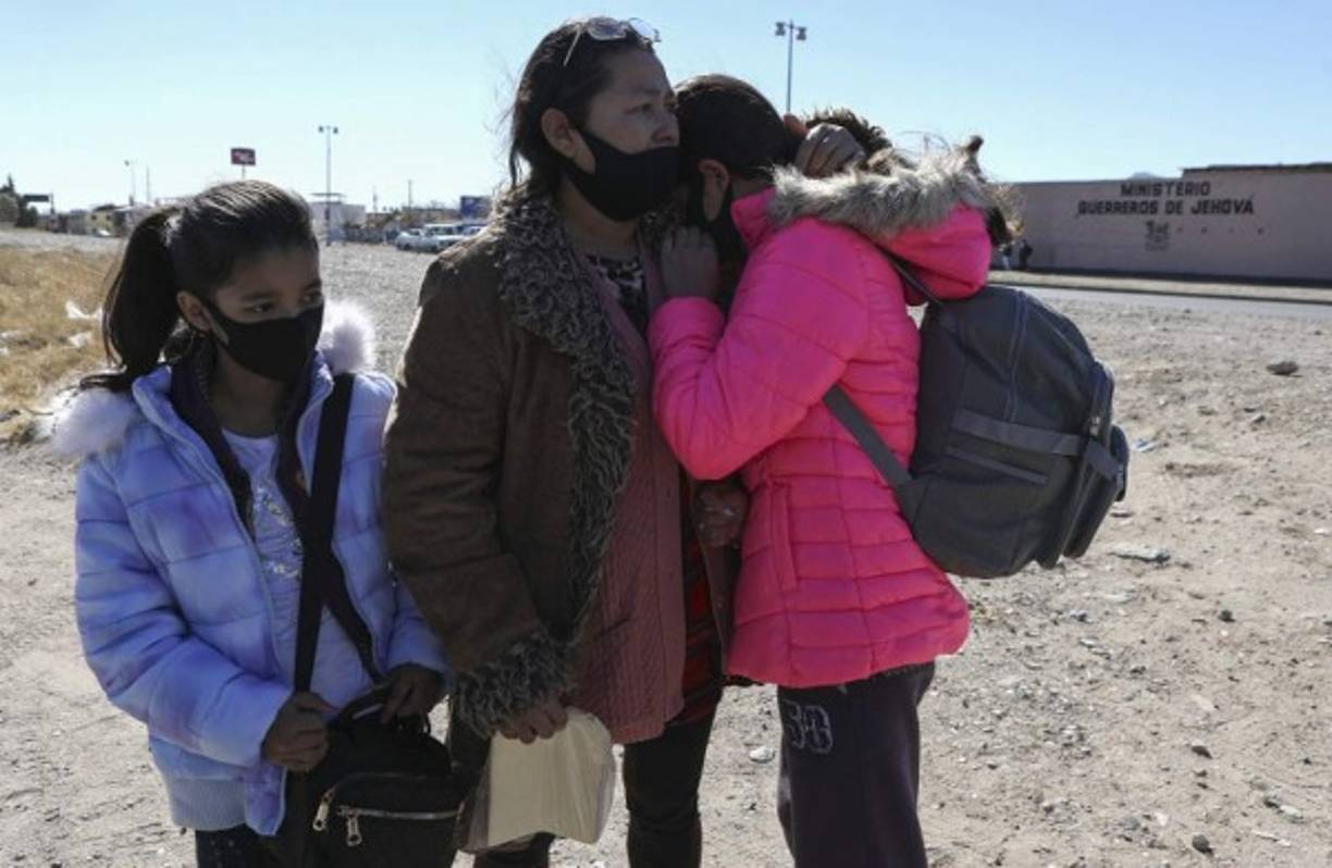 Entre los indocumentados que han cruzado a territorio estadounidense se encuentran decenas de familias hondureñas.