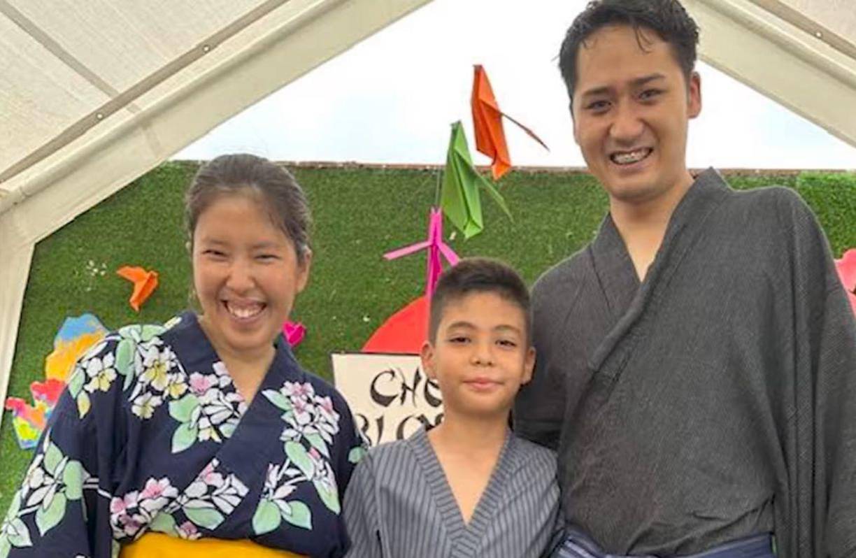 La joven compartía sus costumbres y creencias con los niños y jóvenes de El Paraíso, brindándoles educación y valores que la definían.