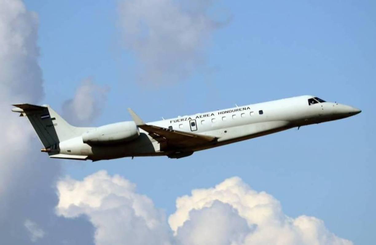 El Ministerio Público anunció ayer que abrió una investigación por presuntos delitos de fraude, malversación de caudales públicos y abuso de autoridad en la compra por más de 14 millones de dólares del avión presidencial durante el Gobierno del expresidente Juan Orlando Hernández (2014-2022), condenado en EE.UU. por narcotráfico.