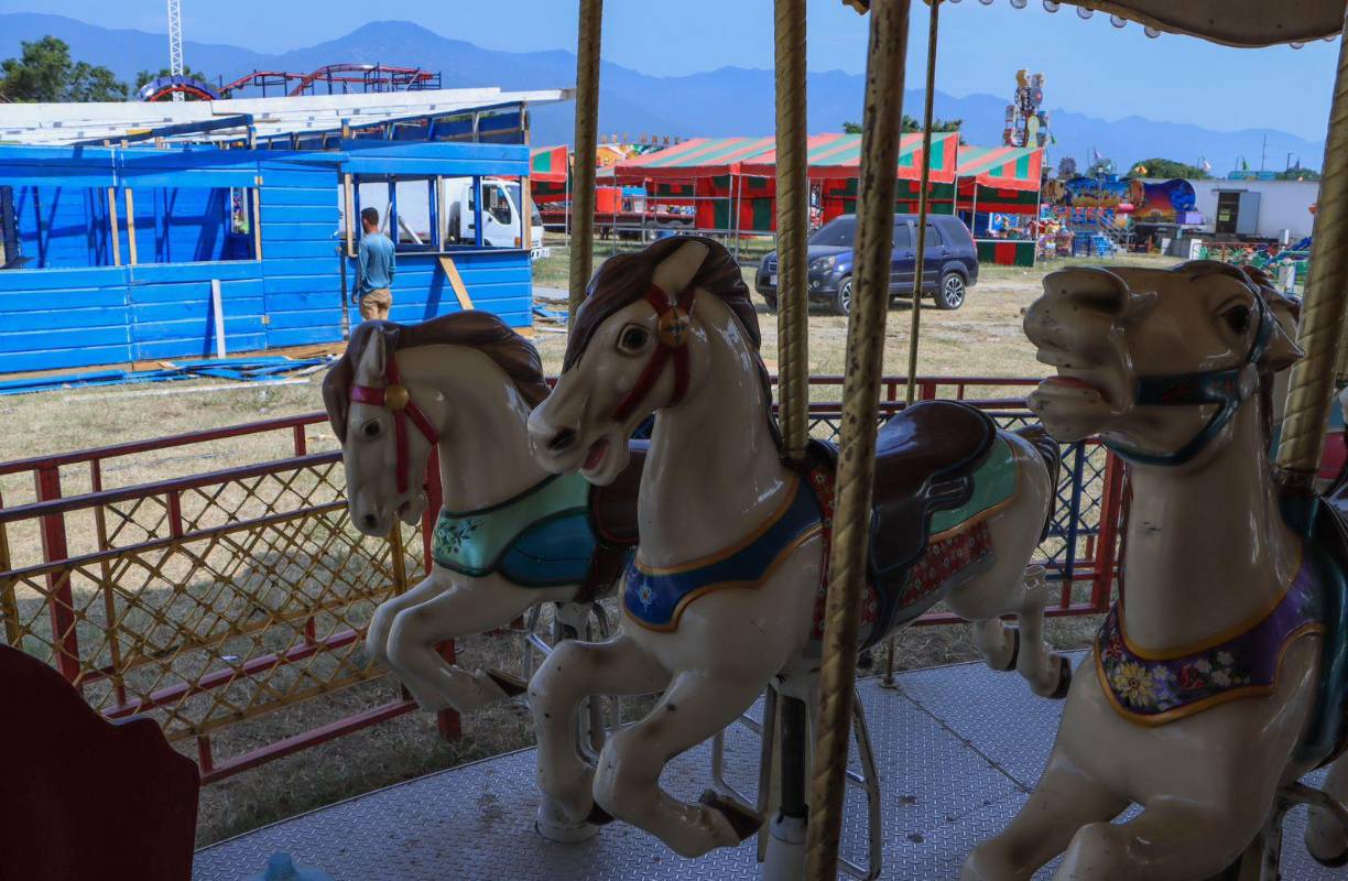 Niños, jóvenes y adultos disfrutarán de la variedad de juegos mecánicos de Play Land Park. 