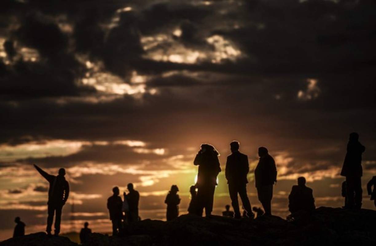 Los turcos han exigido al Gobierno de su país que intervenga contra el Estado Islámico, que representaría una amenaza inminente para Turquía si logra tomar la ciudad de Kobane.