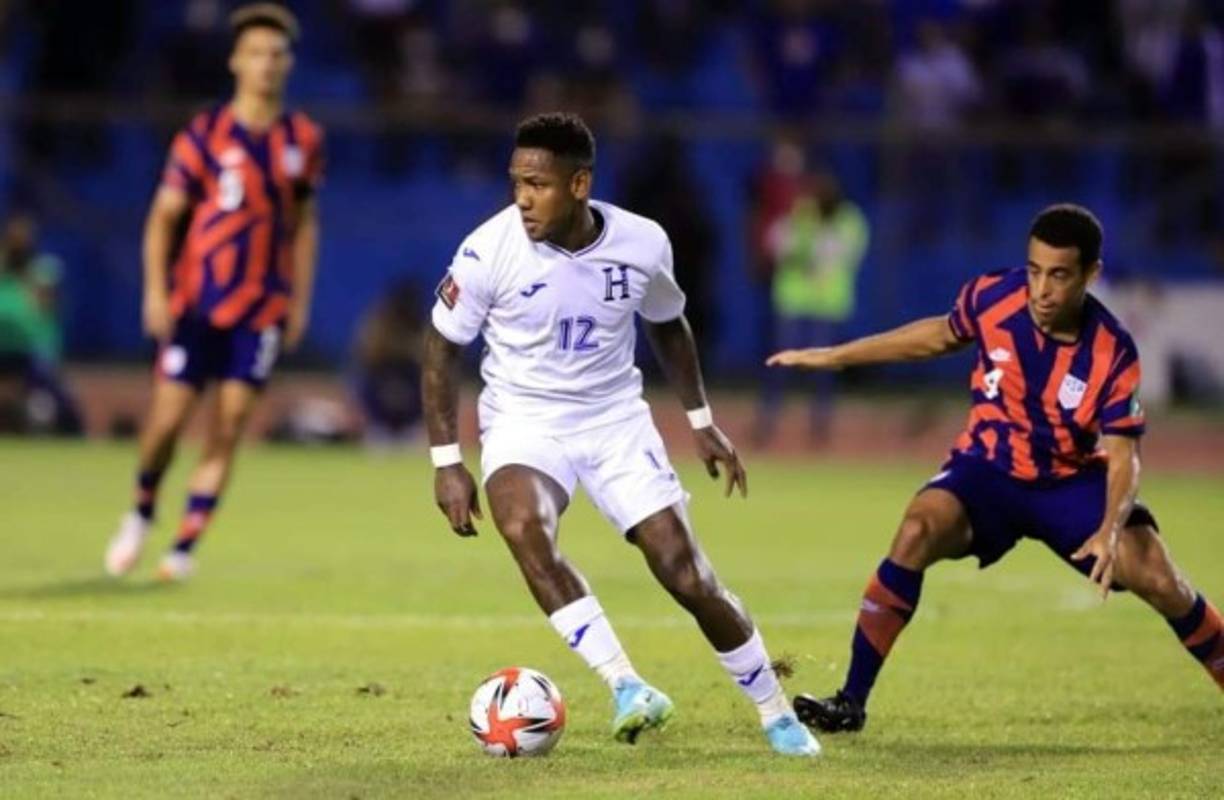 Romell Quioto - El delantero venía saliendo de una lesión, apenas había jugado unos minutos con su equipo. Ante Canadá entró por el lesionado Alex López en el minuto 42, fue titular en El Salvador, pero abandonó en el comienzo del segundo tiempo y frente a EEUU ingresó por 'Choco' Lozano en el 46'. 'El Romántico' estuvo lejos del nivel que siempre ha mostrado.