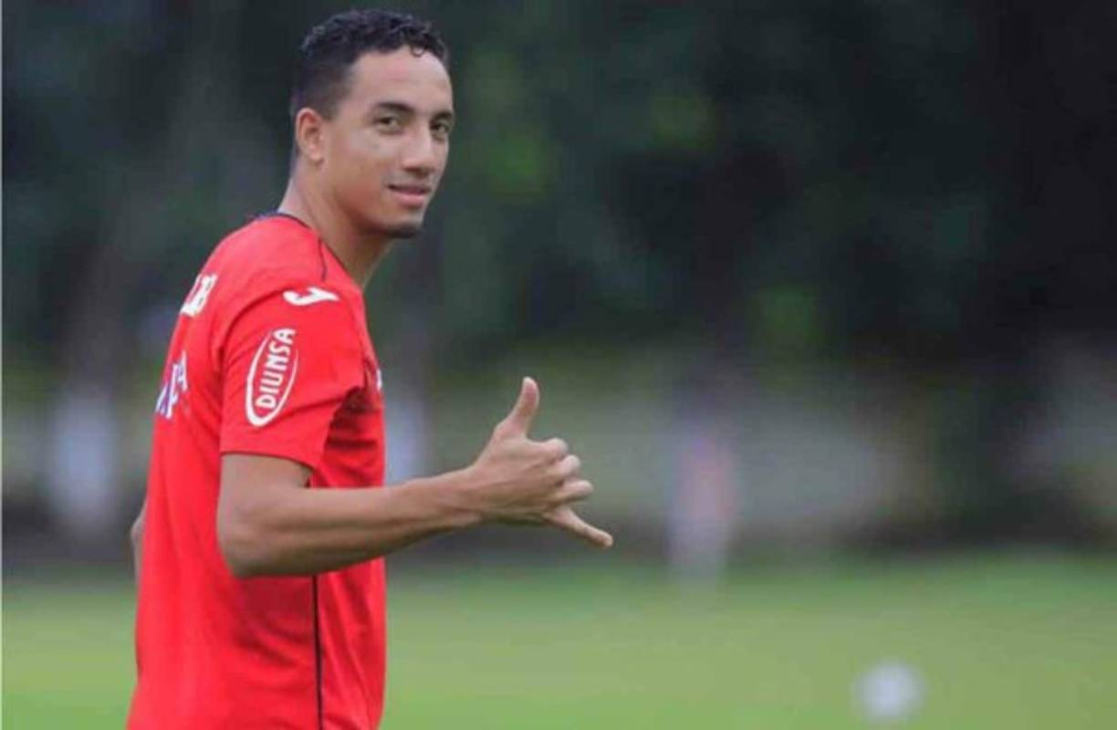 Daniel Tejeda: El experimentado defensor central fue dado de baja en el Vida de La Ceiba. El Independiente de la Liga de Ascenso se ha interesado por sus servicios, sin embargo, el futbolista buscaría jugar la siguiente campaña en otro horizonte, Social Sol podría ser su destino.<br/>