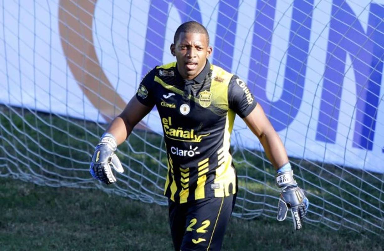 En duda la continuidad de 'Buba' en el Real España. El portero Luis López finalizó contrato con la Máquina y todavía no renueva ya que está a la espera de una oferta del extranjero. La MLS y la Liga MX suenan para recibirlo.