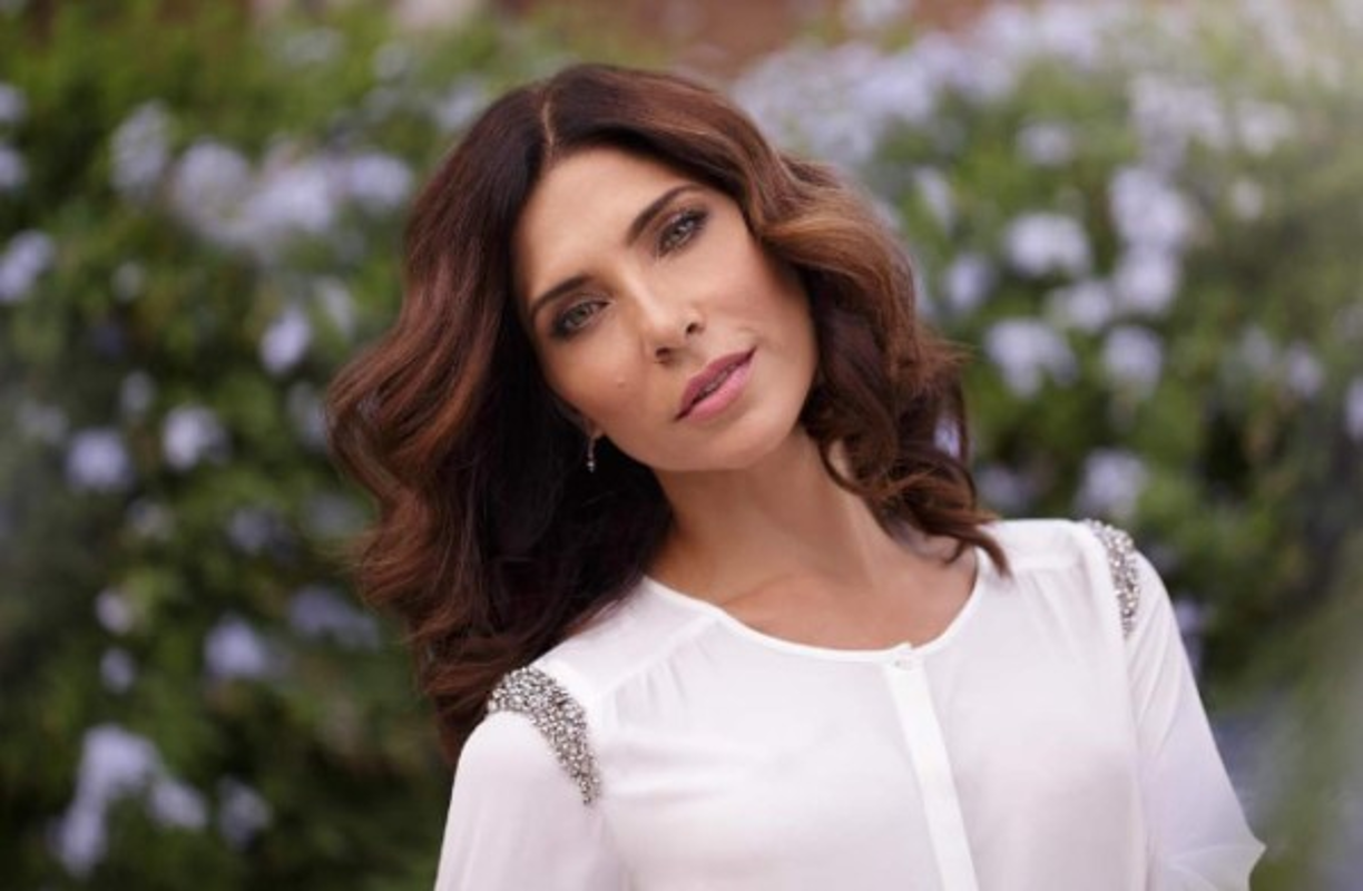 La actriz Lorena Meritano está feliz y no lo puede ocultar. La argentina venció la terrible enfermedad del cáncer y ahora luce más radiante y bella que nunca.<br/>