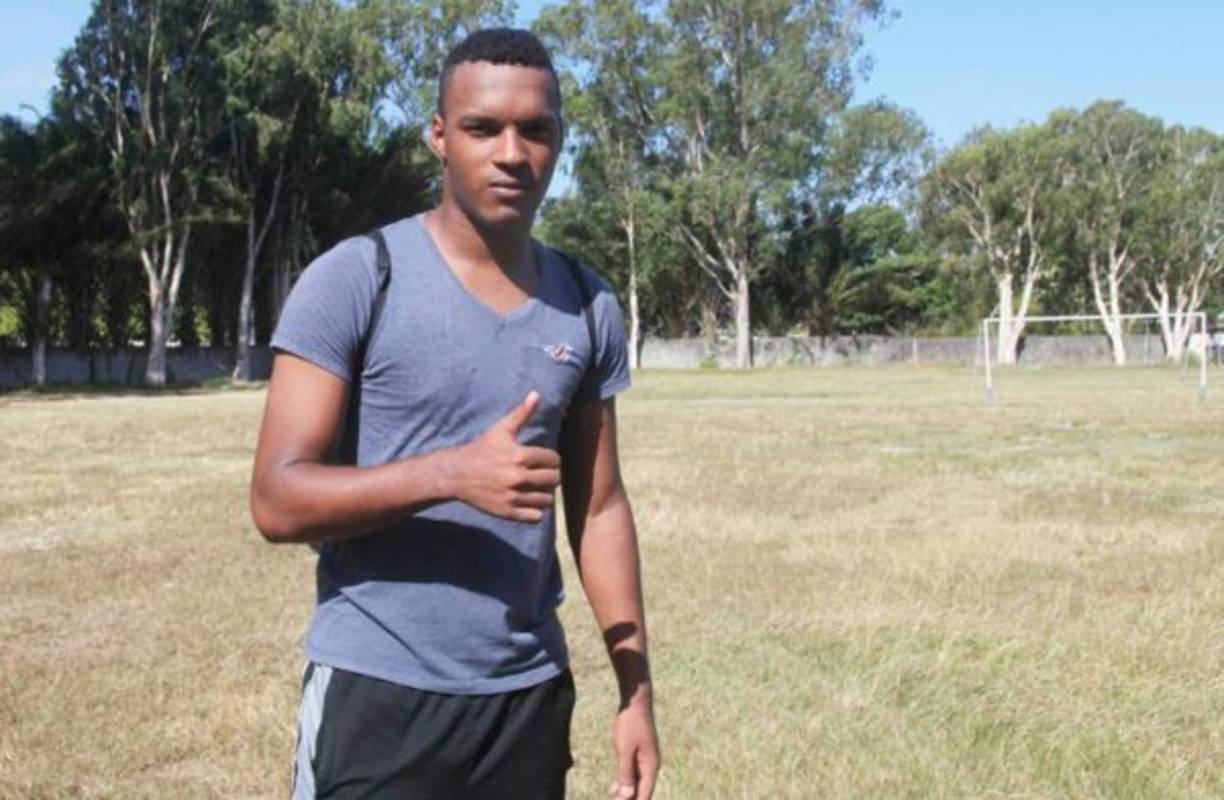 El delantero hondureño y mundialista Sub 17 en Emiratos Árabes Unidos en 2013, Jorge Bodden comenzó a destacar a temprana edad pero al final quedó relegado.