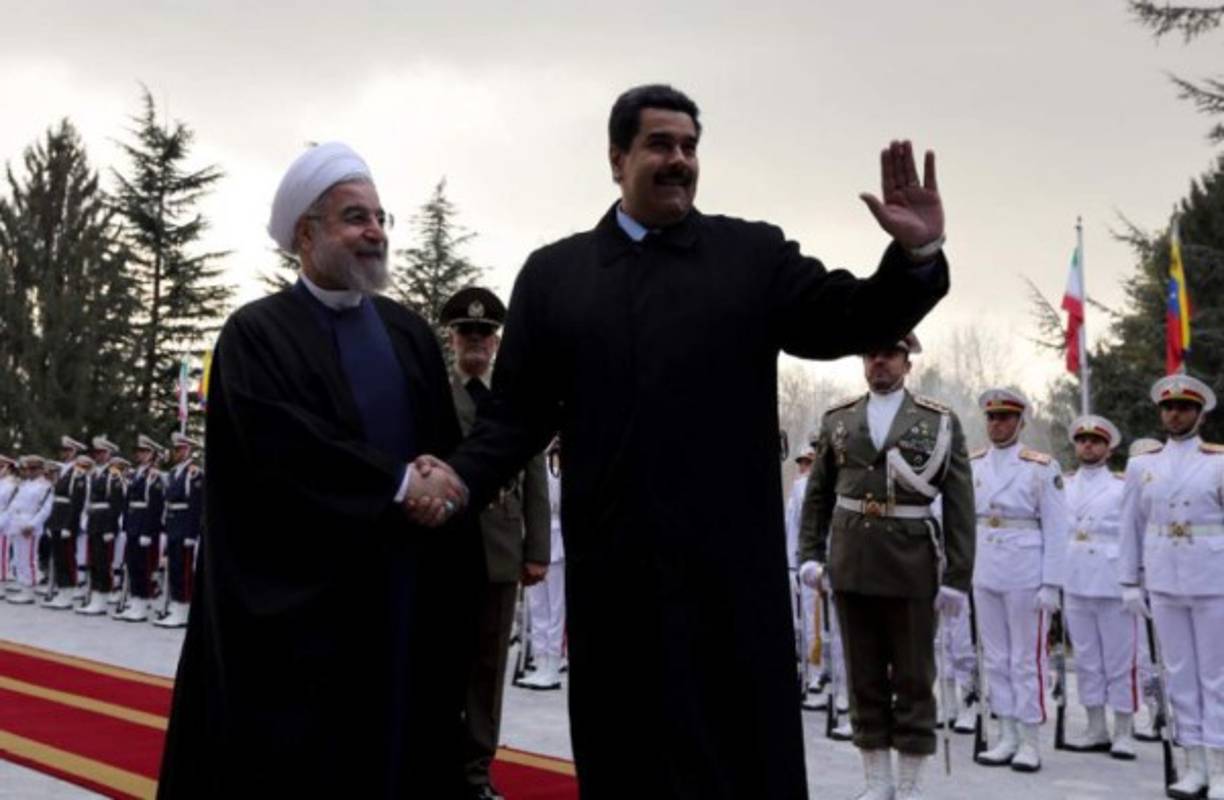 Irán afirmó que los comicios en los que fue reelegido el presidente de Venezuela, Nicolás Maduro, son 'un gran éxito para la democracia en el país latinoamericano' y pidió a la comunidad internacional respetar el resultado.<br/><br/>El portavoz iraní de Exteriores, Bahram Qasemí, felicitó en un comunicado a Maduro por su reelección, y al gobierno y a la nación venezolana por haber celebrado 'con éxito' las presidenciales del domingo.
