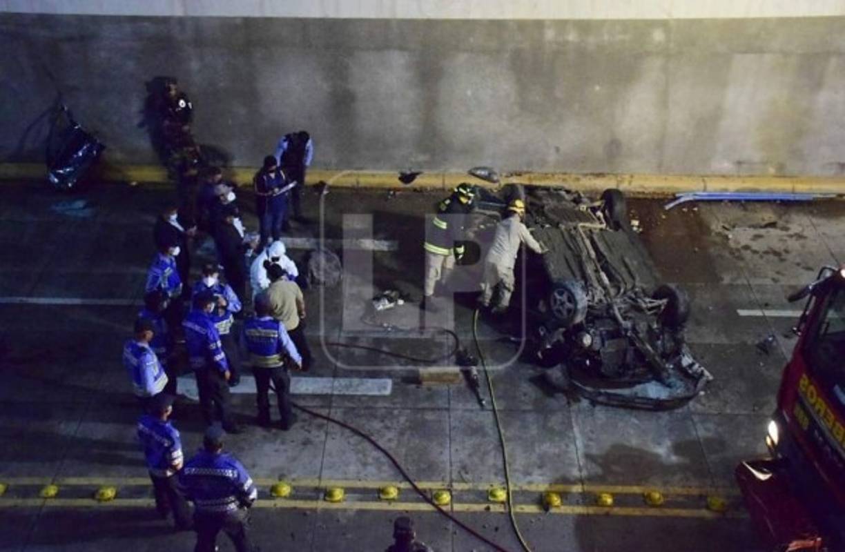 El desconsolado padre comentó: 'Salir a bulevares es muy peligroso, porque de allá vienen bien 'tragueados', meten el acelerador y cuando menos acuerdan, mueren'.