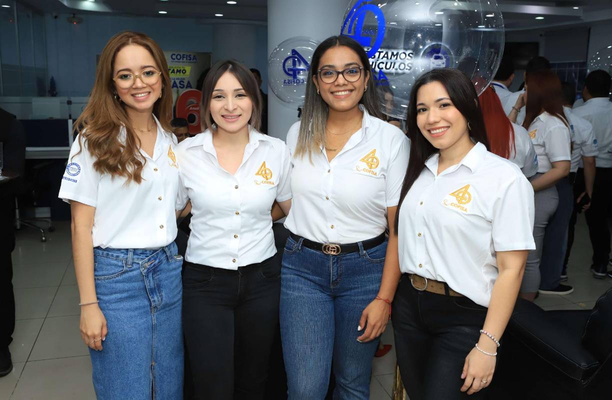 Margory Zapata, Joselin Flores, Leyla Pineda y Estefany López