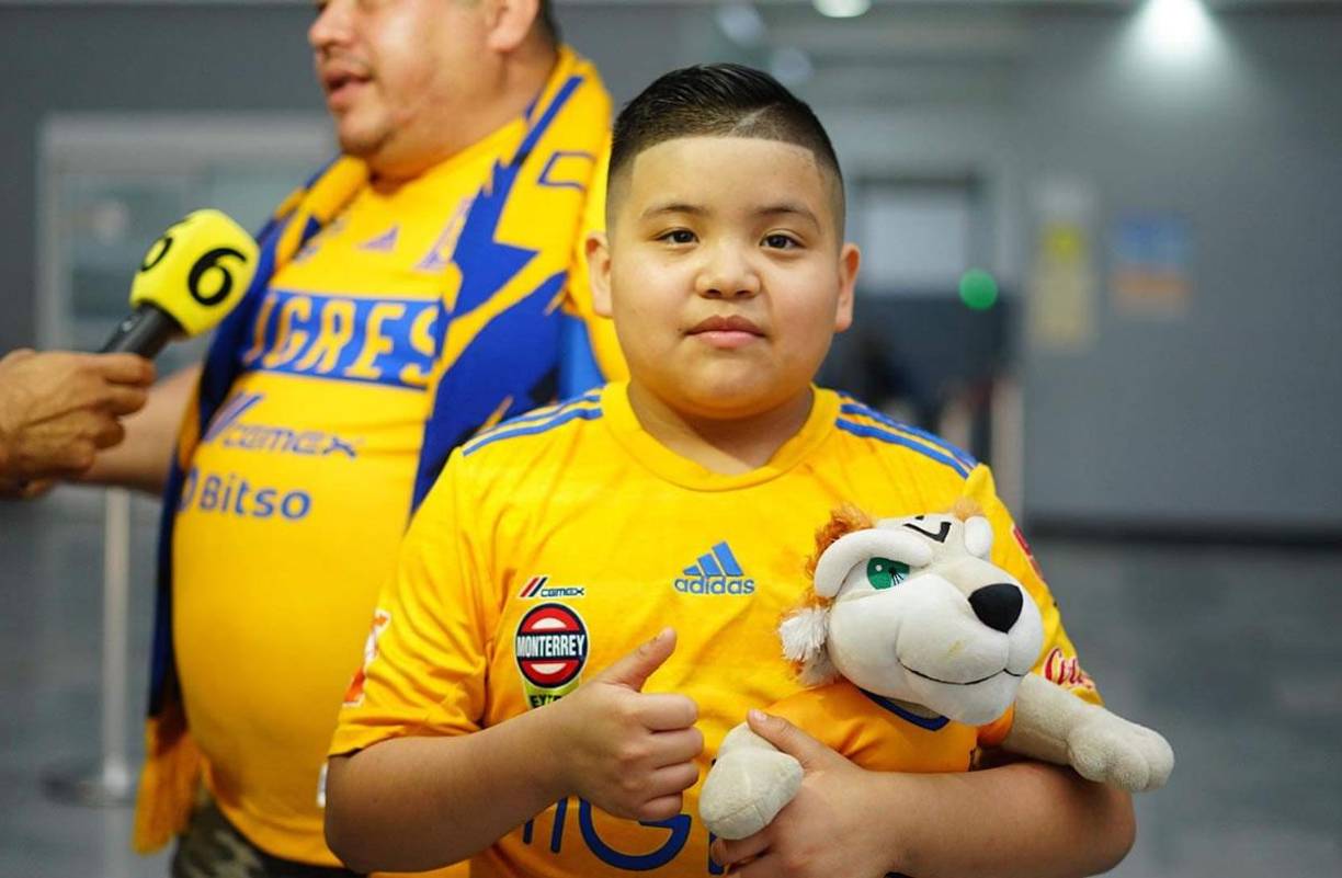 El pequeño Radamel Cristiano, nombre que le puso su padre (por Radamel Falcao y Cristiano Ronaldo) se mostró feliz de estar en Honduras para apoyar a su equipo Tigres.