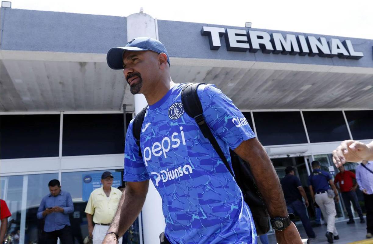 El entrenador del Motagua llegó muy feliz por llevar al equipo a cuartos de final de la Concachampions.