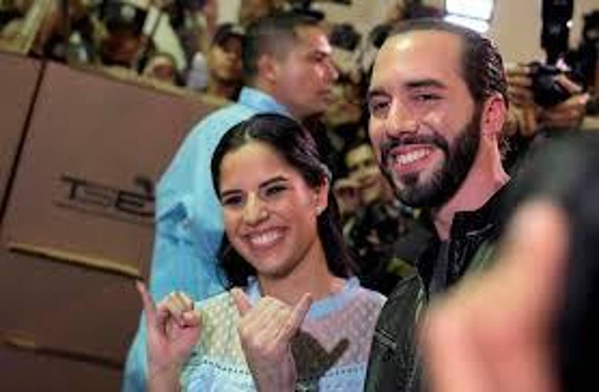 “Oficialmente soy el presidente más cool del mundo”, tuiteó a los pocos días después tomar posesión en 2019.