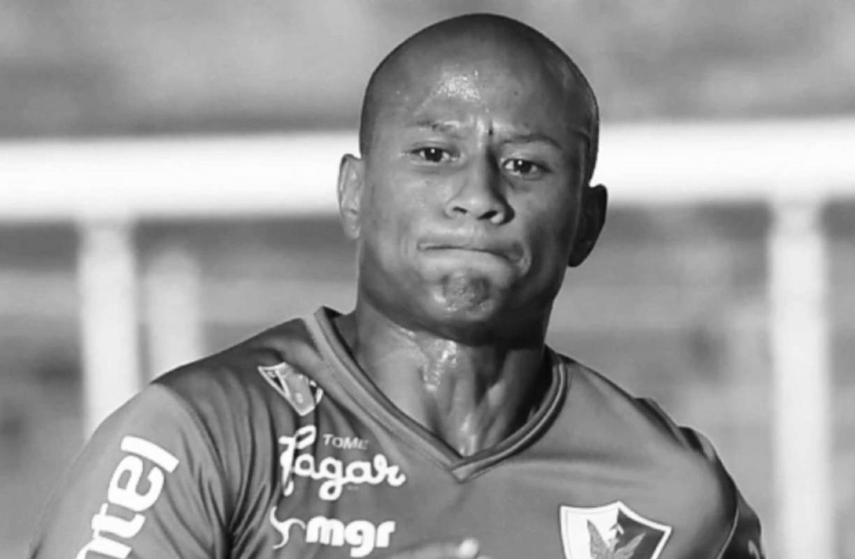 “Estoy tranquilo, rodeado de los míos que me conocen y saben que nunca violenté a nadie. Tengo dos hijas mujeres y quiero que las respeten y cuiden como deben, nací de una mujer, no tengo nada más que decir”, expresó en su momento Acuña.