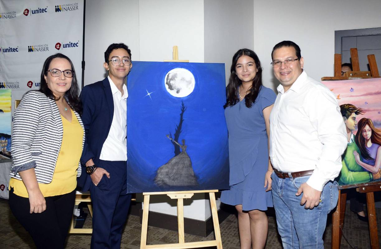 Zayra Caballero, Mario Castellón, Angélica Nolasco y Arturo Nolasco