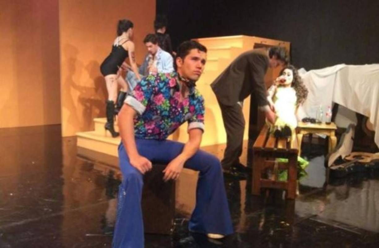 La Dirección Antidrogas (Dirandro) de la Policía Nacional del Perú (PNP) lo detuvo en las inmediaciones del Aeropuerto Internacional Jorge Chávez, pues Pardo pretendía transportar droga que había ingerido.