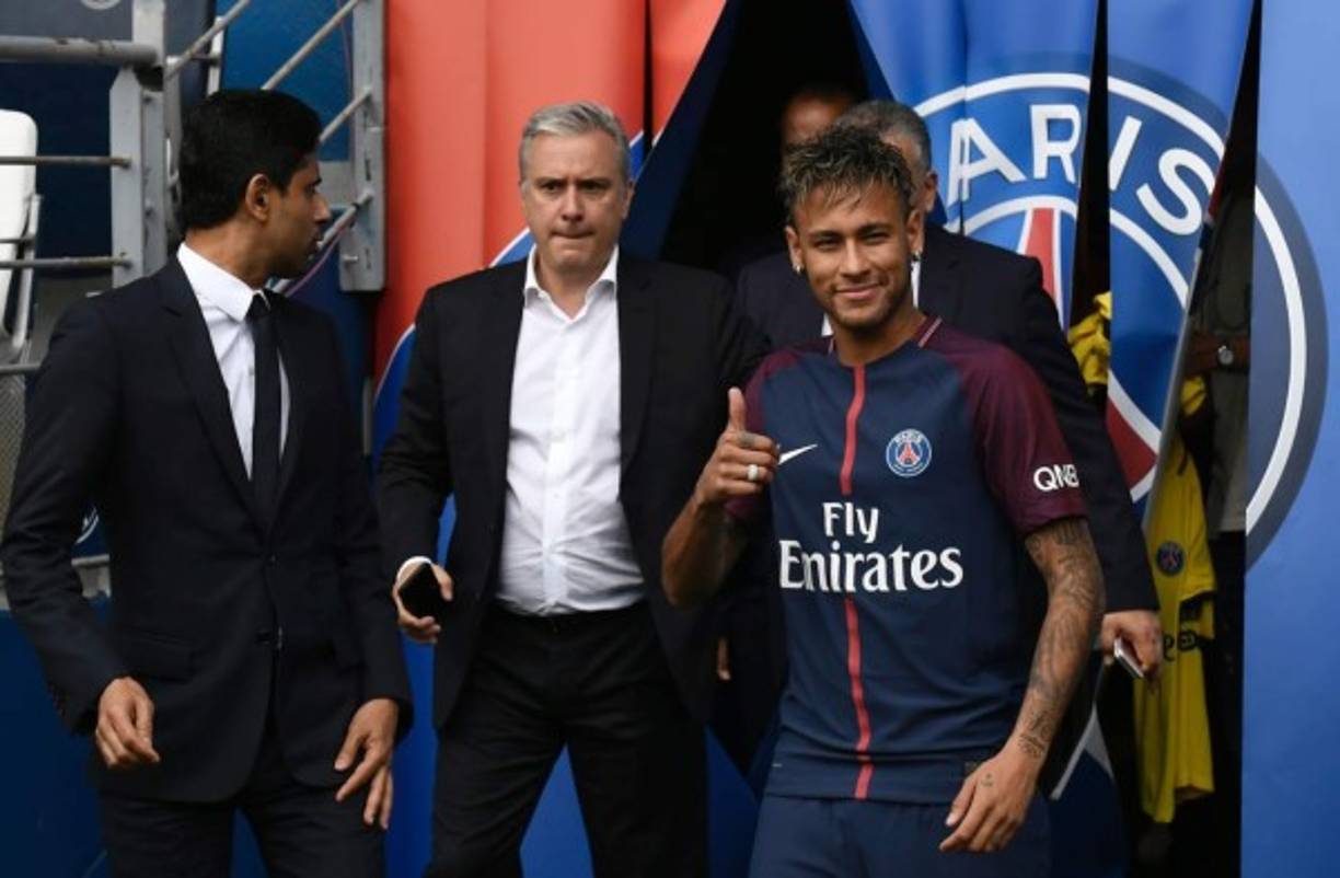 El brasileño apareció como toda una estrella en el Parque de los Príncipes.