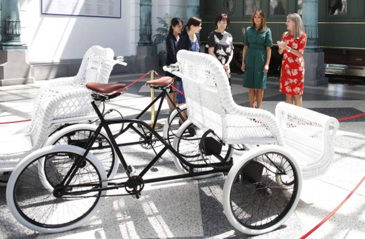 Ambas recorrieron las instalaciones del museo acompañadas por su director, Erin Manning, durante unos 40 minutos.<br/>