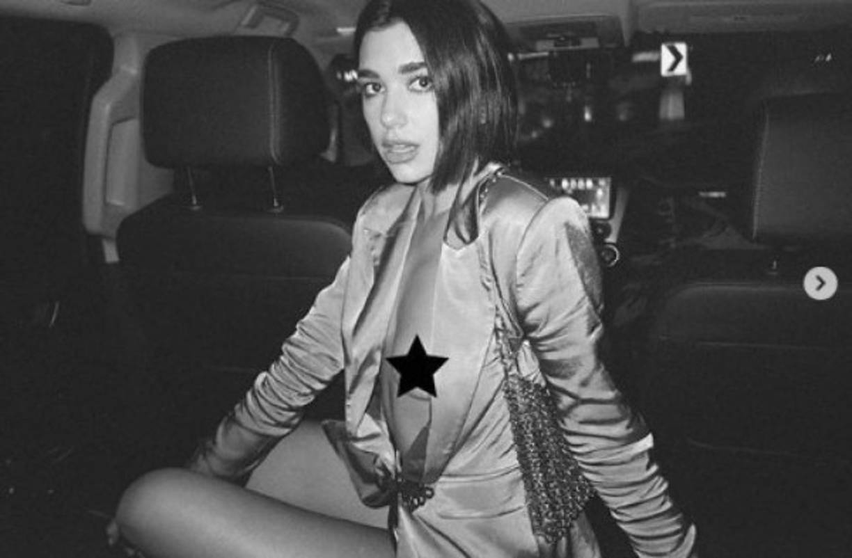 La joven británica, llena de sensualidad, suele mostrar sus atributos en Instagram.