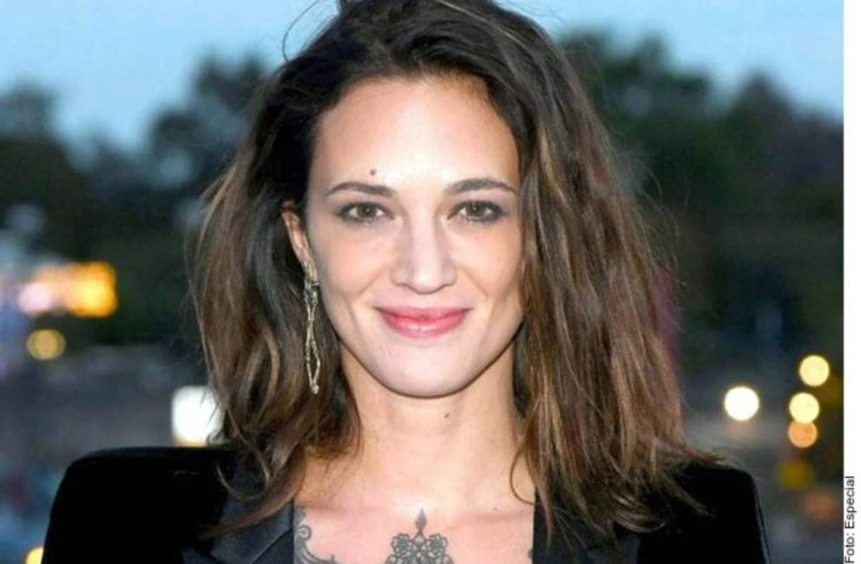 Asia Argento<br/><br/>Una de las principales encabezadoras del #MeToo fue acusada el año pasado, por Jimmy Bennet, por agresión sexual en 2013. <br/><br/>La cineasta y actriz italiana fue una de las principales acusadoras del productor Harvey Weinstein junto a su colega y amiga Rose McGowan.