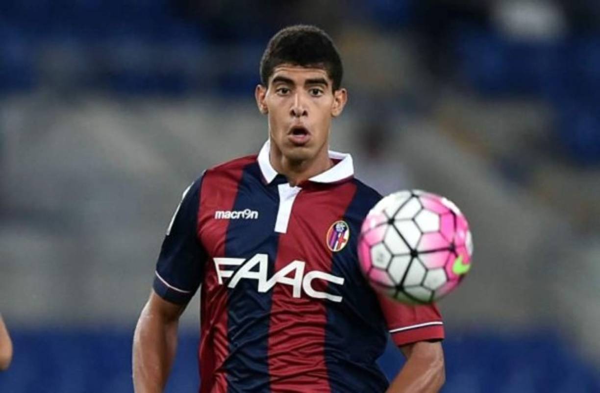 Según informa el Corriere di Bologna, Adam Masina, lateral izquierdo del Bolonia, está muy cerca de fichar por el Sevilla. El jugador no quiere renovar su contrato y los hispalenses ofrecen 7 millones más bonus, mientras que los italianos piden 10. Aún así, se espera que el acuerdo se cierre la próxima semana.
