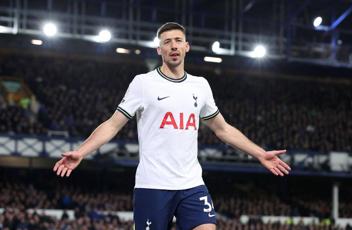 El Tottenham está muy contento con el rendimiento ofrecido por Clément Lenglet en la pasada temporada y quiere cerrar su fichaje. El Barcelona y el club inglés podrían alcanzar un acuerdo si los ingleses ofrecen unos 10 millones de euros.