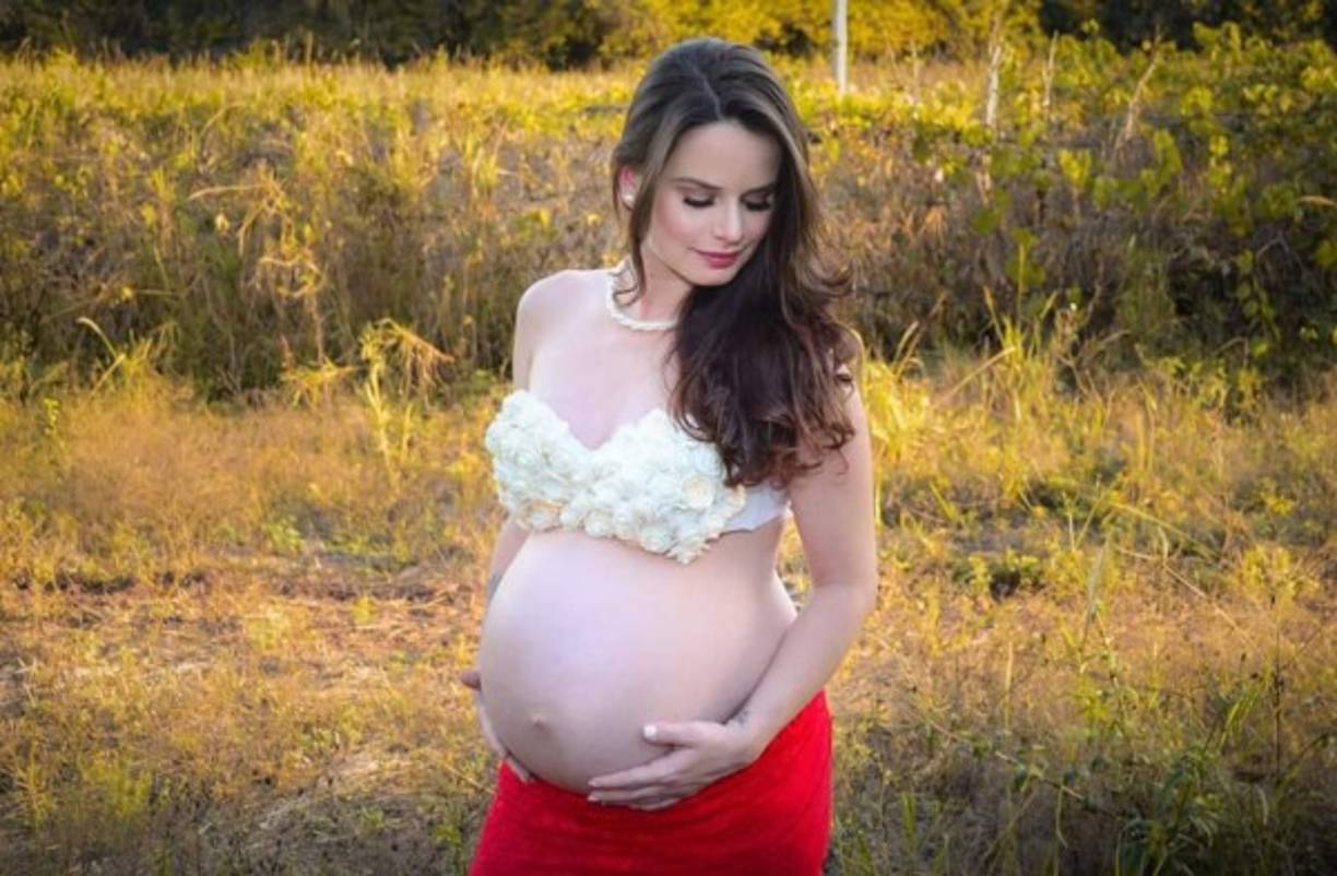 Su dulce espera se vio opacada cuando comenzó a tener síntomas similares a los de un resfriado y tras realizarse la prueba de coronavirus dio positivo el pasado 12 de junio.