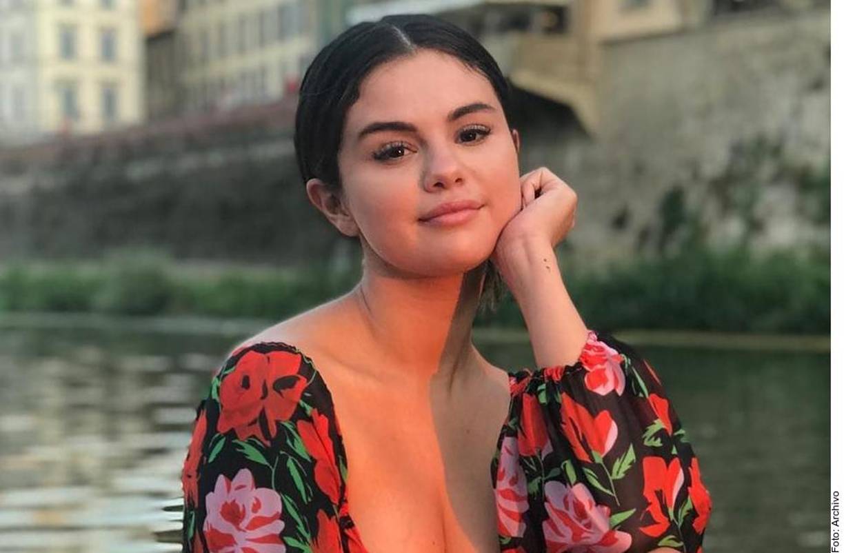 ”Solo quiero que la gente sepa que eres hermosa y maravillosa. Sí, tenemos días en los que tal vez nos sentimos mal, pero prefiero estar sana y cuidarme. Mi medicación es importante y creo que es la que me ayuda”, dijo.