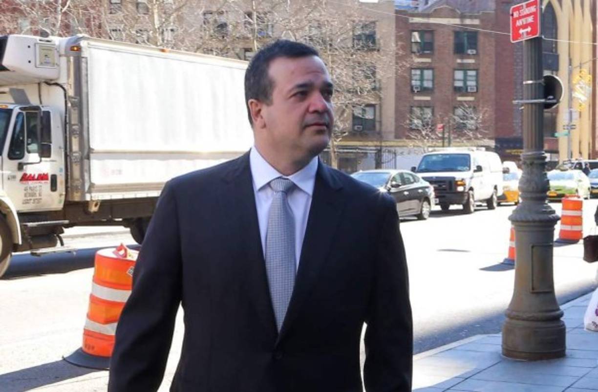 Yankel Rosenthal llegó a San Pedro Sula el pasado 10 de febrero en un vuelo comercial procedente de Miami, pero fue sacado por una salida alterna por la antigua terminal.