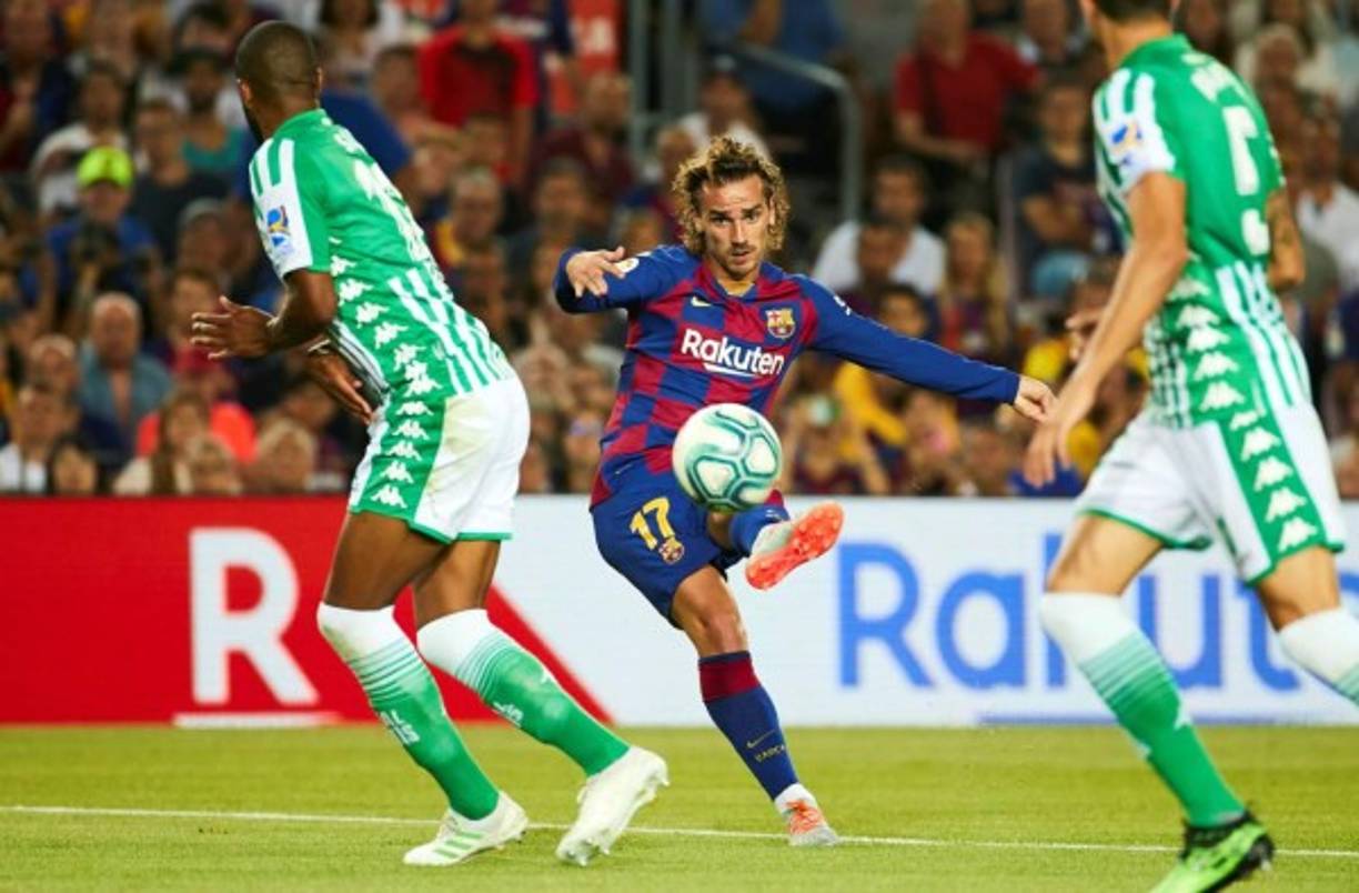 Griezmann marcó su doblete con este disparo de zurda.