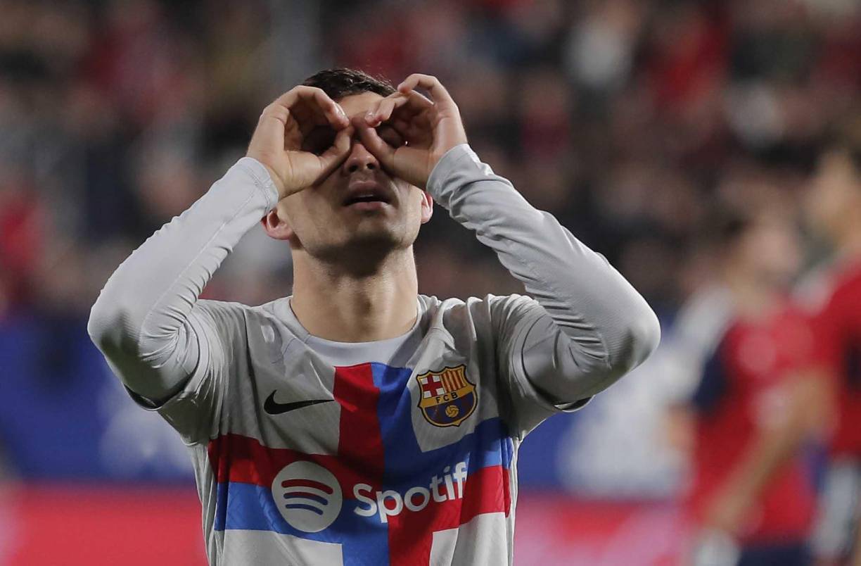 Nada más iniciarse la segunda parte, Pedri aprovechó un balón suelto en el área para poner la igualada en el marcador (48) en la única ocasión clara de los azulgranas hasta ese momento.