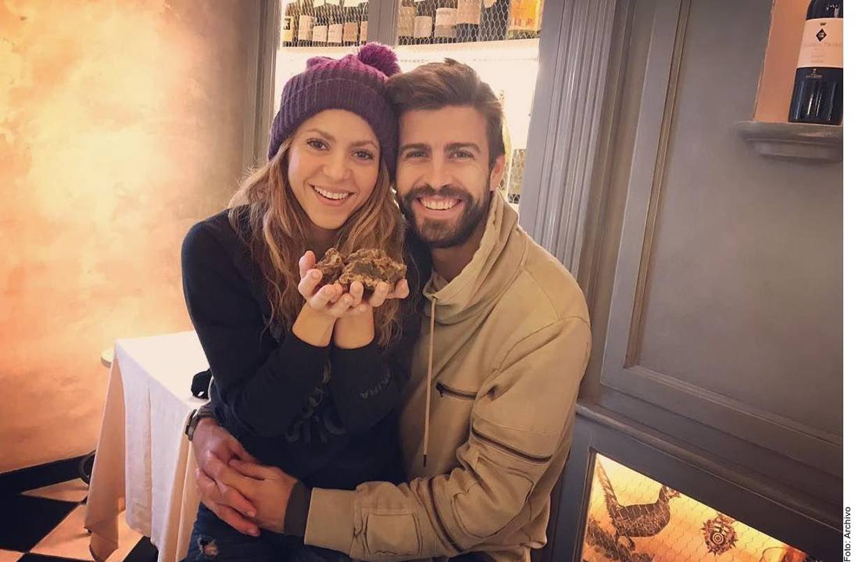 Actualmente Shakira y su expareja Piqué están en pláticas por el proceso de la custodia de sus dos hijos, Milán y Sasha.