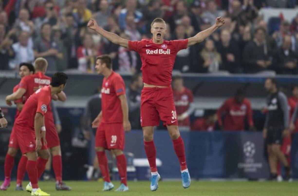 Haaland en 192 minutos de juego (dos de titular) consiguió ser cinco veces más eficaz respecto a Messi y casi 10 veces más letal que Cristiano Ronaldo al llegar a los seis goles en la Champions League.