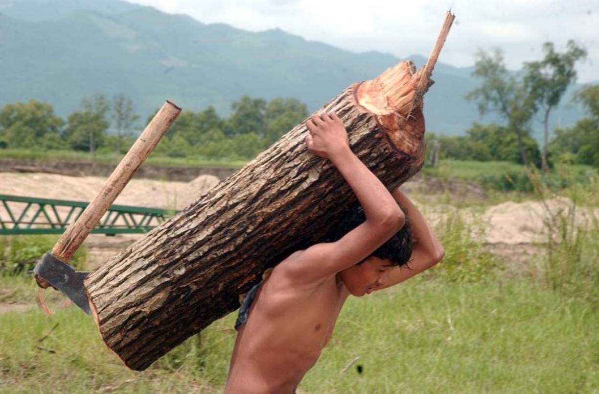 Joven trabajador del interior de Honduras.